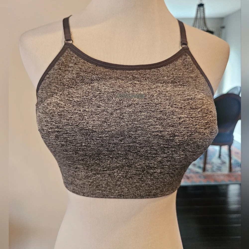 Gymshark Flex Sportsbra Size Small Gray Spellout on Back Adjustable Straps Activ